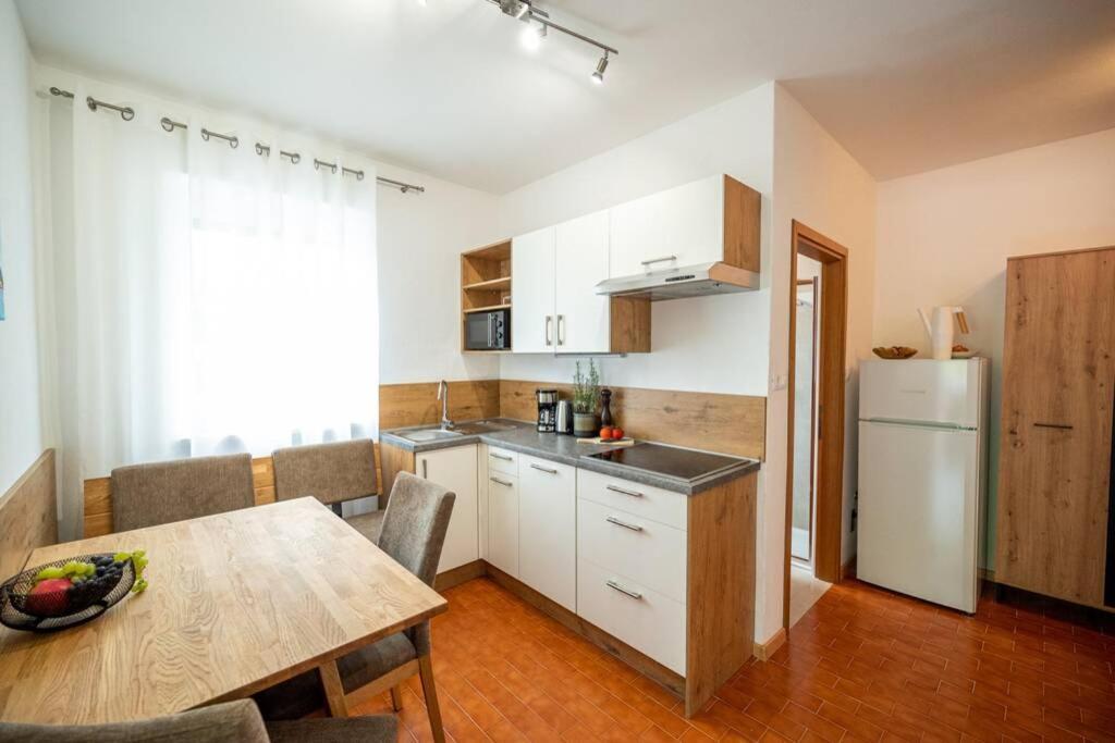Ferienwohnung Am Kalterer See In Suedtirol Caldaro Eksteriør bilde